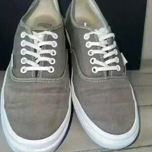 Vans‎ Off the Wall Sneakers